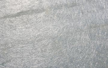 Fidigeadh laminate fibreglass or shingles?